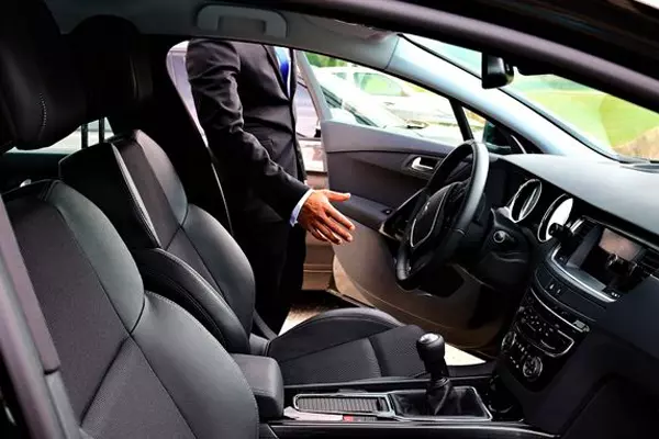 La formation et les autorisations nécessaires pour devenir chauffeur VTC