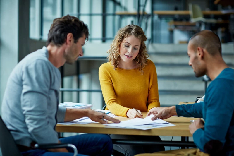 Comment créer une micro-entreprise depuis l'étranger ?