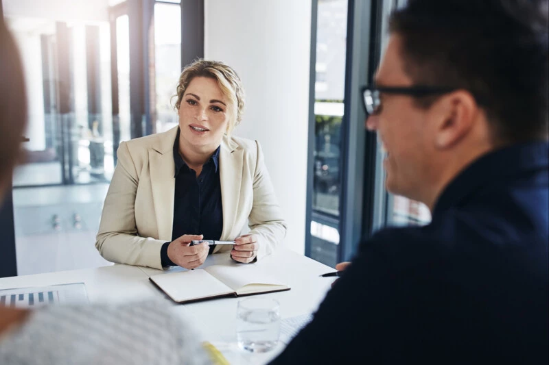 Mariage et micro-entreprise : Les conséquences sur les impôts
